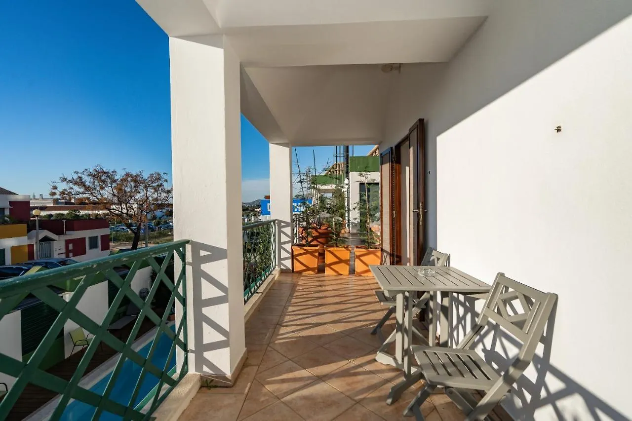 Holiday Villa In Elite Residential Area Of Faro 0*,